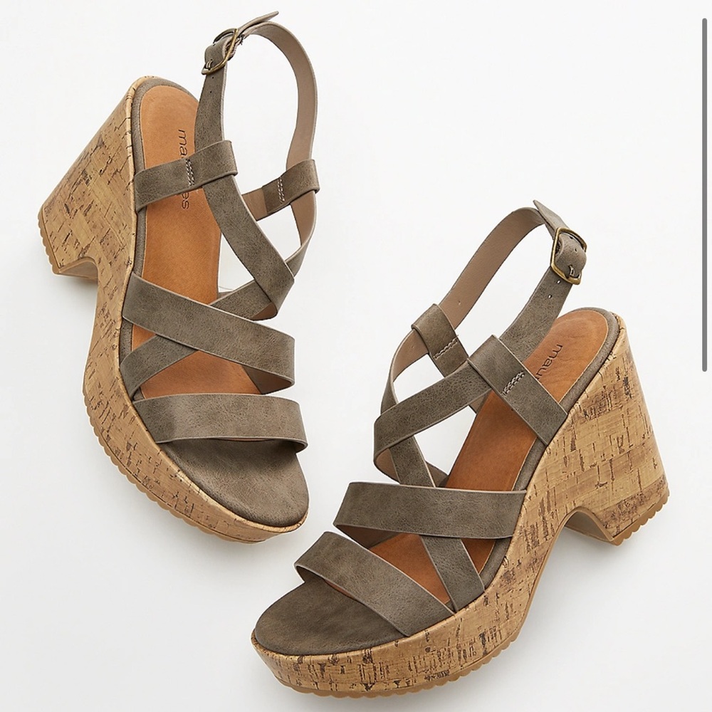 Maurices Taupe Strappy Wedge Sandals Size 8.5